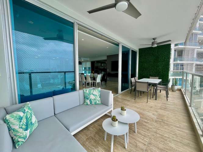 Lujoso apartamento de 4 habitaciones en PH Q Tower, Punta Pacífica, con vistas al mar y amenidades exclusivas