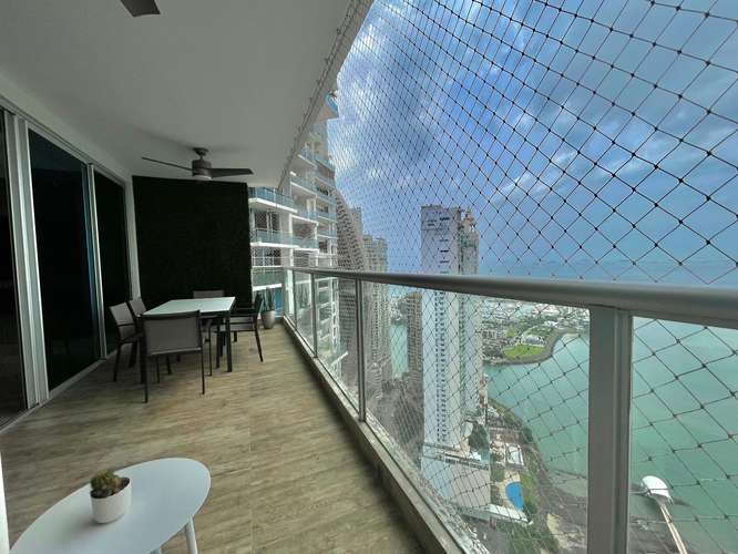 Lujoso apartamento de 4 habitaciones en PH Q Tower, Punta Pacífica, con vistas al mar y amenidades exclusivas
