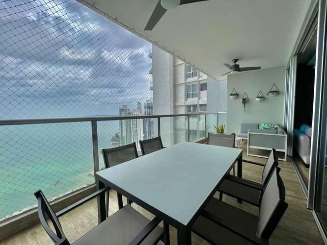 Lujoso apartamento de 4 habitaciones en PH Q Tower, Punta Pacífica, con vistas al mar y amenidades exclusivas