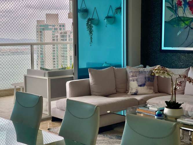 Lujoso apartamento de 4 habitaciones en PH Q Tower, Punta Pacífica, con vistas al mar y amenidades exclusivas