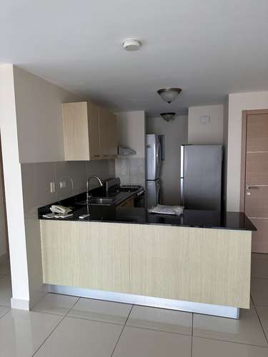 Espectáculo apartamento para alquiler en PH Torres De Castilla, Torre B, apartamento 24C, amoblado con 2 habitaciones 