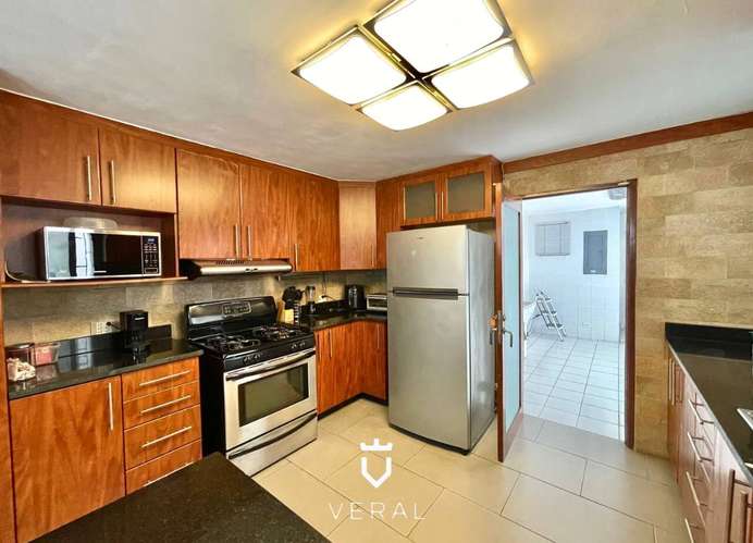 Venta de casa con patio de 100m2 en Obarrio, Panamá (MM) - Imagen 6