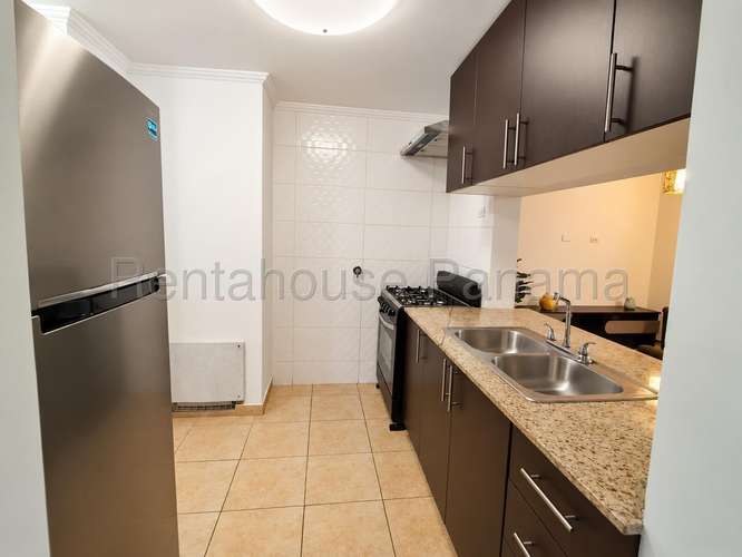 Vendo Apartamento en Pueblo Nuevo LC27-3225