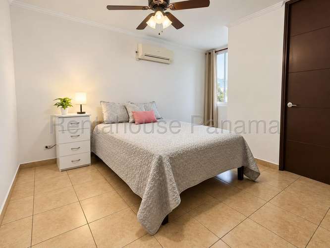 Vendo Apartamento en Pueblo Nuevo LC27-3225