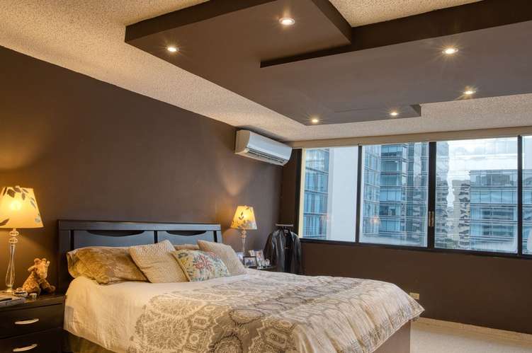 Monaco. 170mts 3r 2b cbs 2est $245,000.00neg