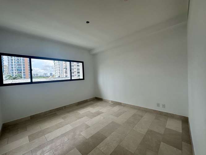 La Caleta. 275mts 3r 3.5b den $745,000.00
