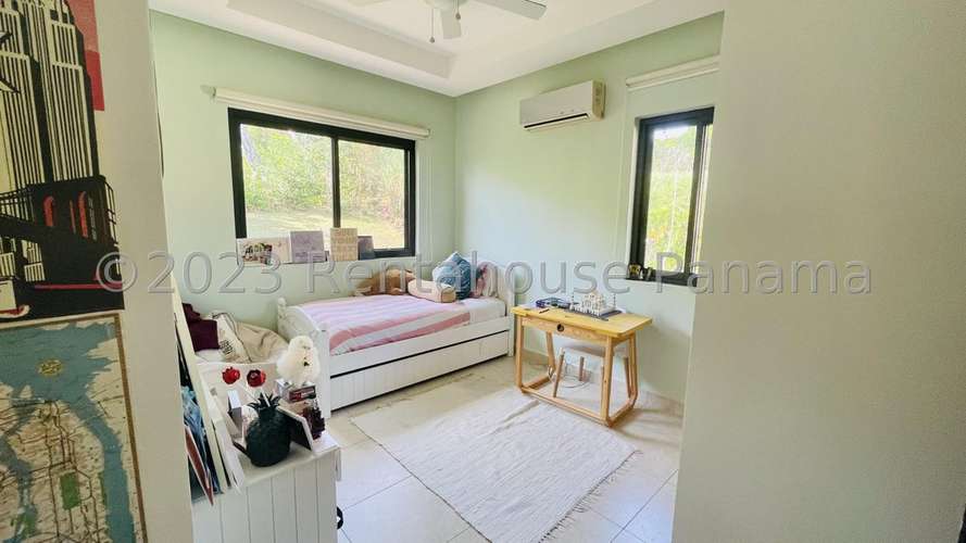 Venta de Casa en Clayton cdy27-670