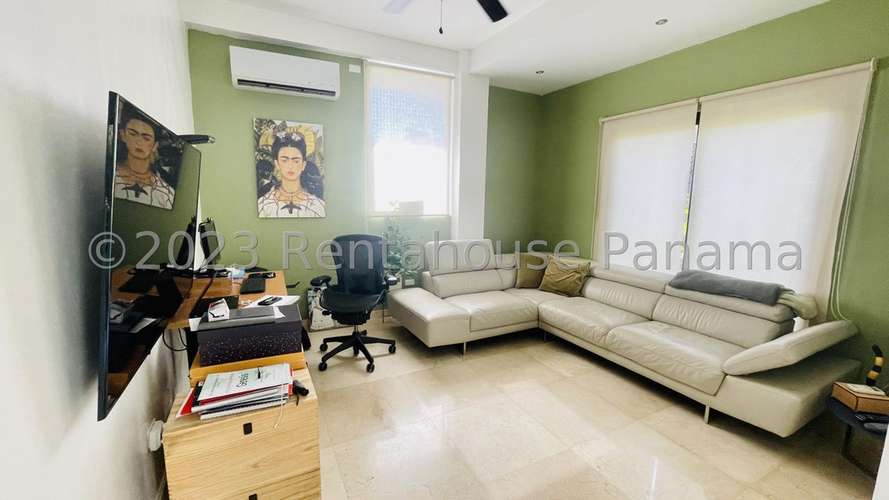 Venta de Casa en Clayton cdy27-670