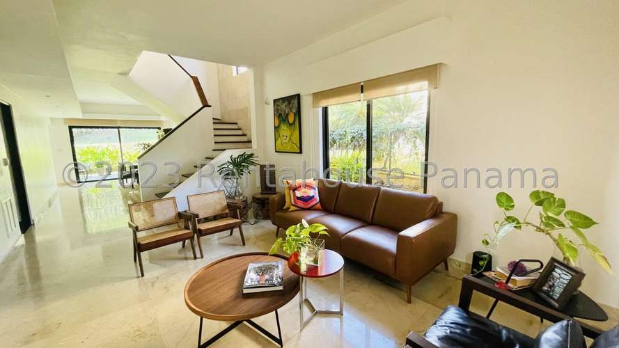 Venta de Casa en Clayton cdy27-670