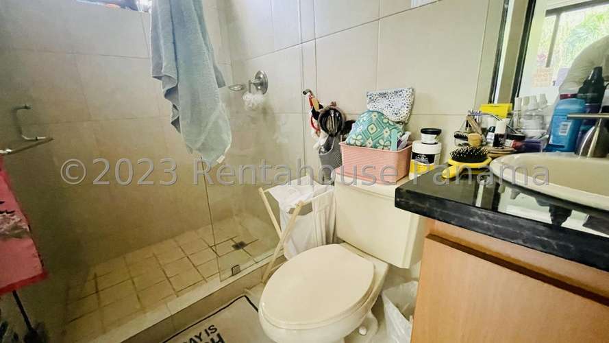 Venta de Casa en Clayton cdy27-670