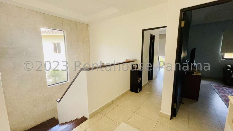 Venta de Casa en Clayton cdy27-670