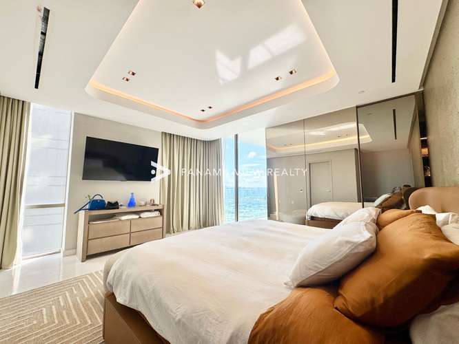 LA MAISON BY FENDI - SANTA MARIA - Imagen 10