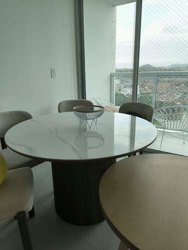 Venta Apartamento en Condado Gardens.