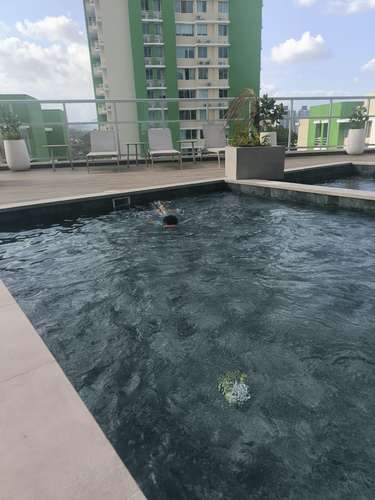 Venta Apartamento en Condado Gardens.