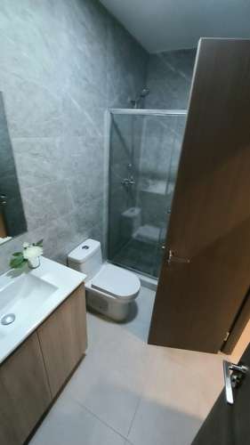 Venta Apartamento en Condado Gardens.