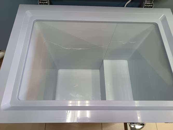 Congelador marca RCA Negro Con tapa de Acero Inoxidable  - Imagen 3