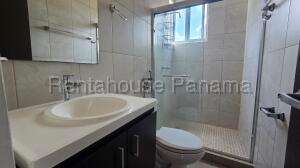 Apartamento en Venta en Hato Pintado PH Metro View VIK 27-1420