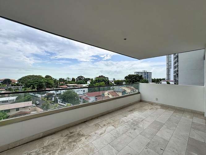 Venta de apartamento en Coco del mar PH Caleta