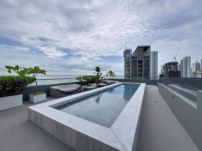Venta de apartamento en Coco del mar PH Caleta