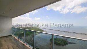 Apartamento en Venta en Coco del Mar PH Nautica VIK 27-1313