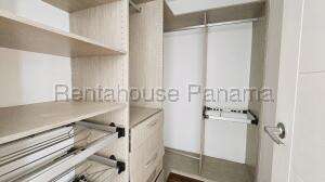 Apartamento en Venta en Coco del Mar PH Nautica VIK 27-1313