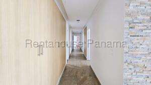 Apartamento en Venta en Coco del Mar PH Nautica VIK 27-1313