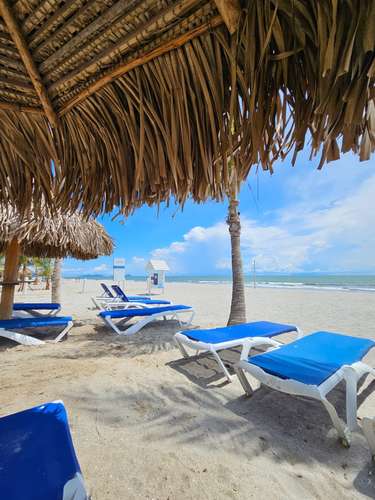 Venta de villa frente al mar en Playa Caracol – Punta Chame