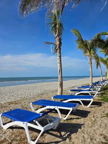 Venta de villa frente al mar en Playa Caracol – Punta Chame