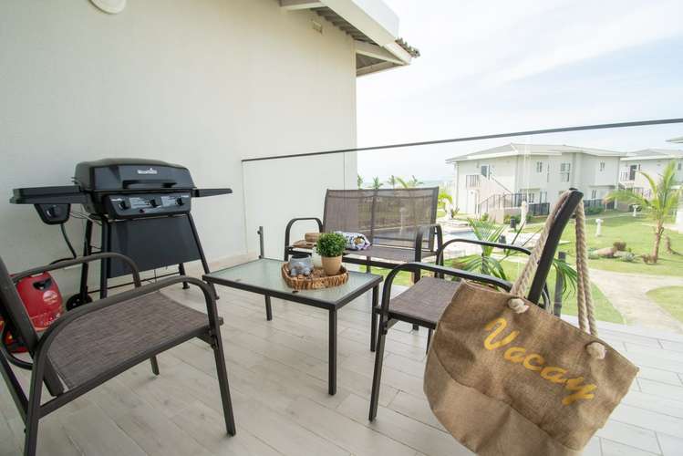 Venta de villa frente al mar en Playa Caracol – Punta Chame