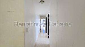 Apartamento en Venta en Dos Maes PH Elite 400 VIK 27-1804