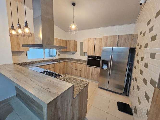 Venta de casa en PH Villa Sur - Costa Sur. 4 Habitaciones. Precio Negociable
