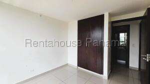 Apartamento en Venta en Condado del Rey PH Condado Country Club VIK 27-1194