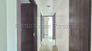 Apartamento en Venta en Condado del Rey PH Condado Country Club VIK 27-1194