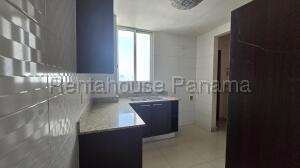 Apartamento en enta en Hato Pintado PH Victoria Royale VIK 27-1401