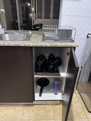 ALQUILO, $900,APARTAMENTO AMOBLADO DE 100 M², 2 RECÁMARAS, BALCÓN Y PISCINA – CERCA DEL METRO - Imagen 4