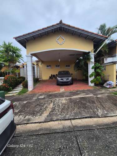 VENTA DE CASA RAINFOREST VILLA