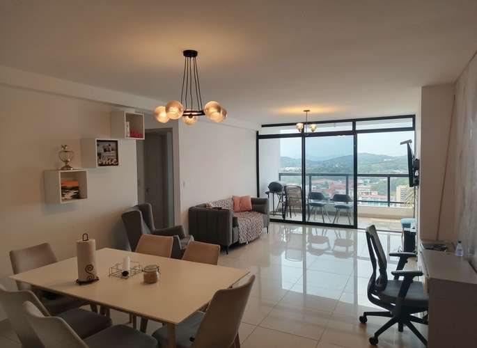 ALQUILER DE APARTAMENTO AMOBLADO EN BELLA VISTA  