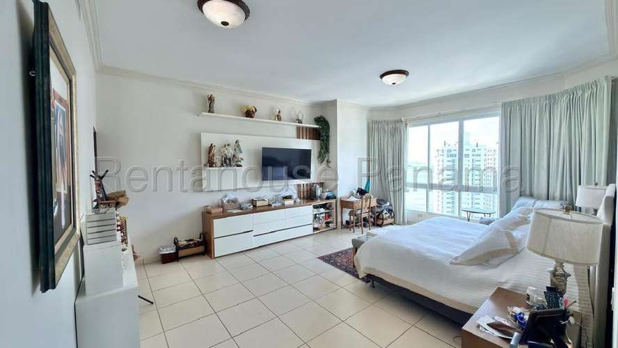 Apartamento en Venta en  Bahia Esmeralda Marbella CIG273251