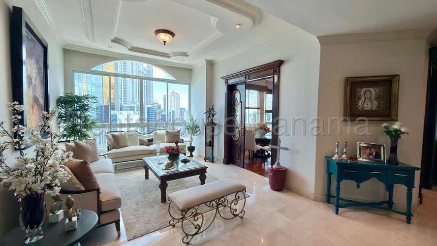 Apartamento en Venta en  Bahia Esmeralda Marbella CIG273251