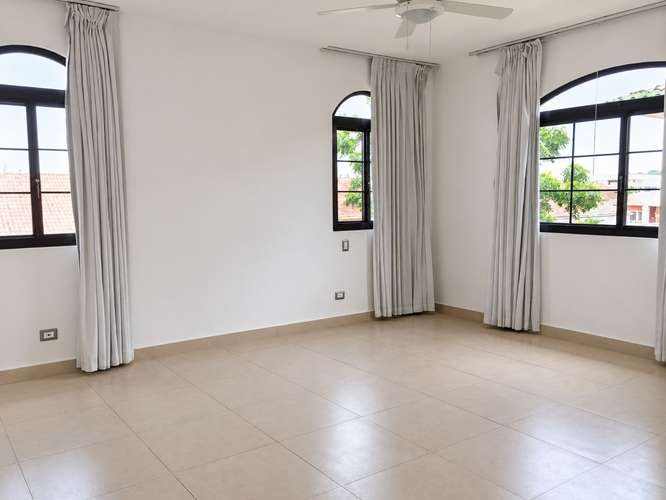 Vendo Casa en el Doral, Costa Sur