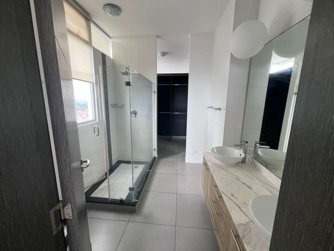 Alquilo Apartamento Amoblado en Avenida Balboa DC - Imagen 12