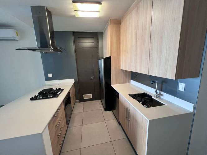 Alquilo Apartamento Amoblado en Avenida Balboa DC - Imagen 2