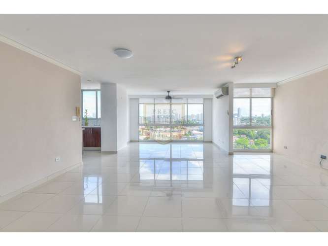 En venta apartamento en Hato Pintado - PH Sky Level - Imagen 2