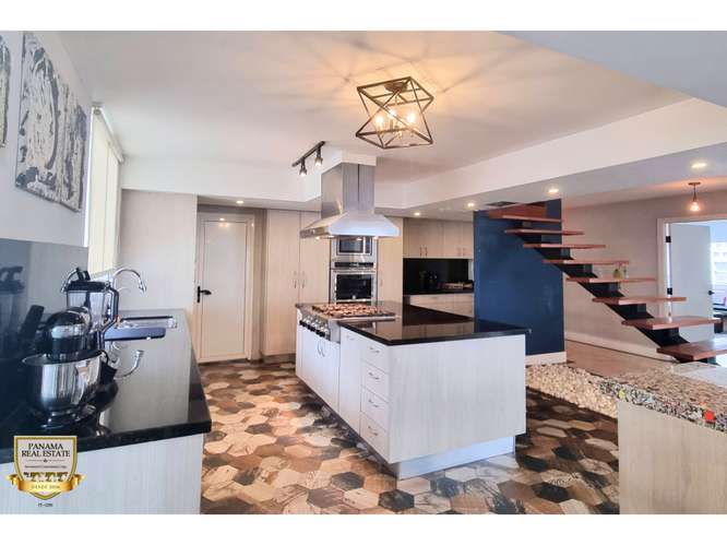 En venta apartamento en Marbella - PH La Concha