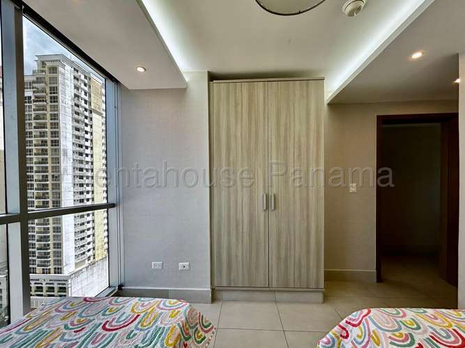 Venta de Apartamento con Línea blanca en Obarrio Ph Park City EC