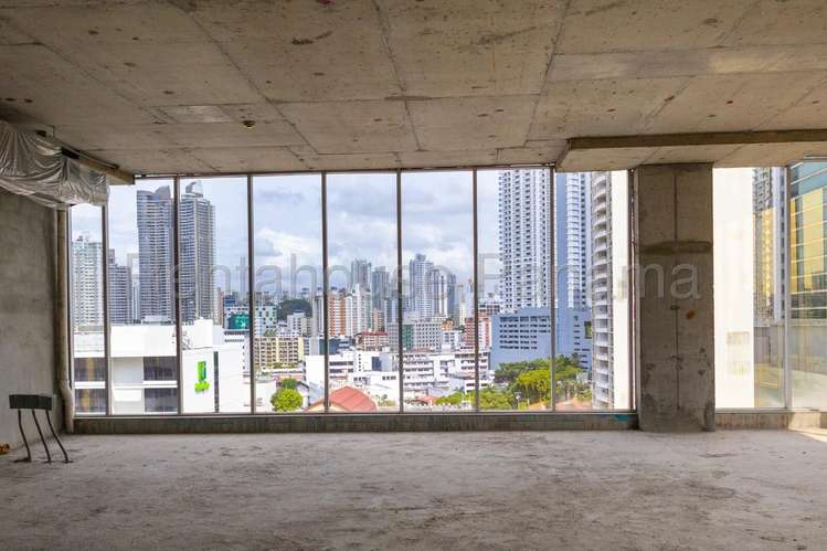 Office Rental in Obarrio Office / RI Group EC