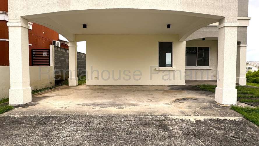 Venta de Casa Dúplex en Royal Park Ruta Hato Montaña Vista Alegre| 304.62 m², 26GP5476
