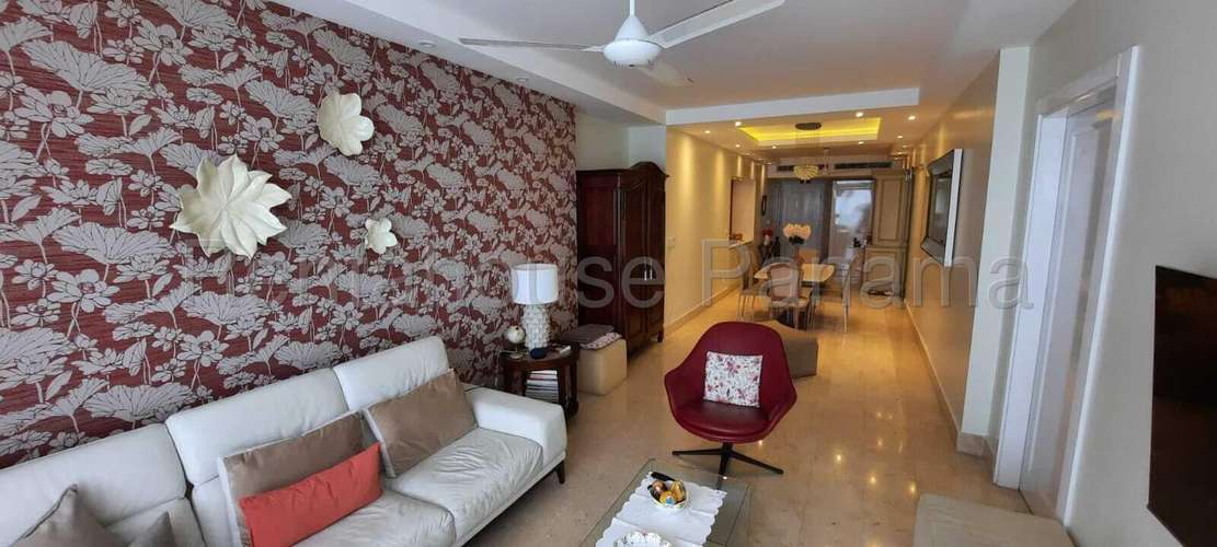 Venta de Apartamento Frente al Mar en PH Yoo and Arts Avenida Balboa| 173 m², 27GP3242