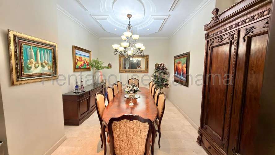 Venta de Apartamento Vista al Mar en PH Bahia Esmeralda Marbella| 361.47 m² 27GP3251