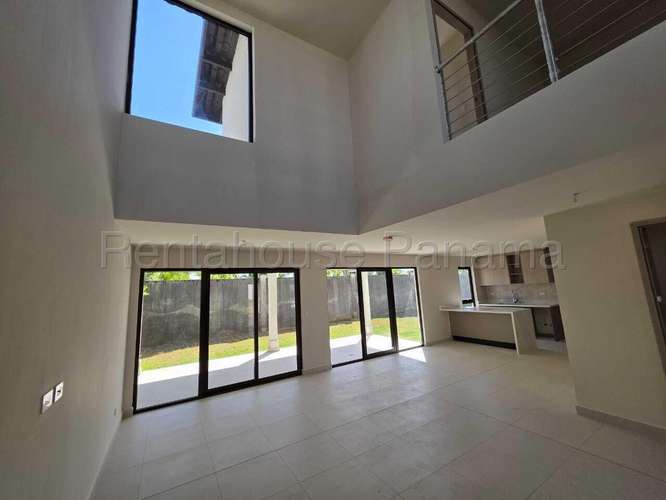 Venta de Casa en Costa Sur 27-2167 MMM